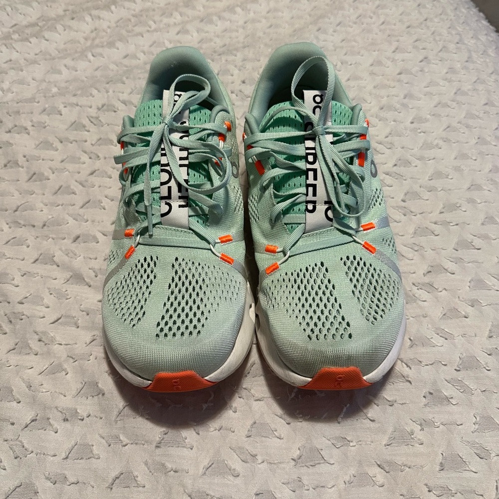 On Running Men's Mint and Orange Athletic Shoes cloudsurfer size 10.5
